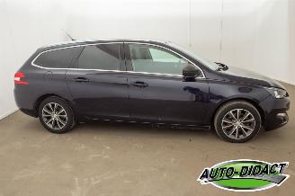 Peugeot 308 1.6 HDI Automaat Clima Navi Féline picture 37