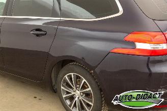 Peugeot 308 1.6 HDI Automaat Clima Navi Féline picture 30