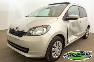 krockskadad bil auto Skoda Citigo 1.0 MPI 84.100 km Pano Airco Stoelverwarming Ambition 2015/4