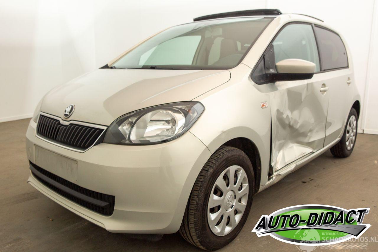 Skoda Citigo 1.0 MPI 84.100 km Pano Airco Stoelverwarming Ambition