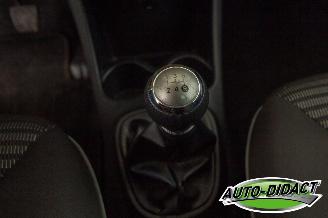 Peugeot 107 1.0 56.757 km Airco picture 13