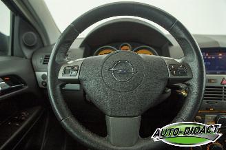 Opel Astra GTC 1.8 Automaat Clima Executive picture 5