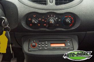 Renault Twingo 1.2-16V Airco Dynamique picture 7