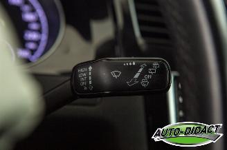 Volkswagen Golf 1.2 TSI Clima Connected Series picture 18