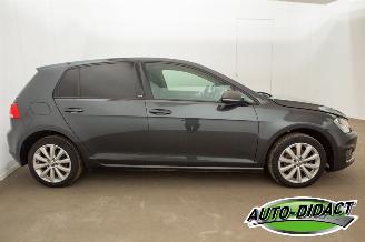 Volkswagen Golf 1.2 TSI Clima Connected Series picture 43