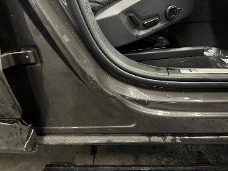 Volvo Xc-60 2.0 B5 Automaat Digi Dash Camera Leder Inscription picture 47