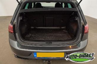 Volkswagen Golf 1.0 TSI Digi Dash Camera Highline Business R picture 35