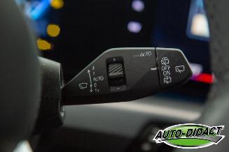 BMW iX1 eDrive20 67 kWh Automaat 54.836 km Pano Digi Dash Clima picture 16