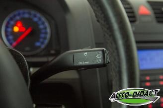 Volkswagen Golf 2.0 FSI Clima Sportline picture 13