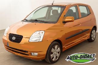 skadebil auto Kia Picanto 1.0 LXE X-tra 2005/4