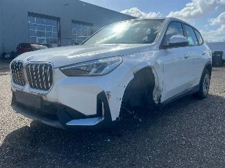 Auto incidentate BMW iX1 xDrive30 Automaat 18.900 km 200 kW 2023/10