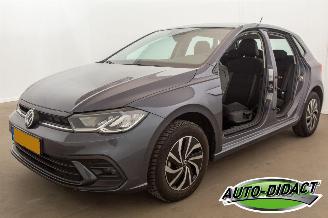 skadebil auto Volkswagen Polo 1.0 TSI Clima Camera 45.167 km Life Business 2023/4