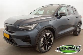 skadebil auto Volvo EX40 Single Motor Extended Range Plus 82 kWh 2025/10