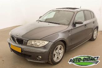 krockskadad bil auto BMW 1-serie 118i Airco Elek Dak 2006/3
