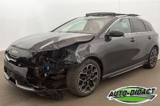 krockskadad bil auto Kia Ceed 1.0 GT-Line Pano Navi Camera 97.880 km 2022/3
