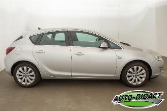Opel Astra 1.6 Turbo Clima Cosmo geen schade picture 43