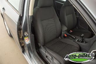 Volkswagen Golf 1.6 TDI Clima Navi Trendline picture 22