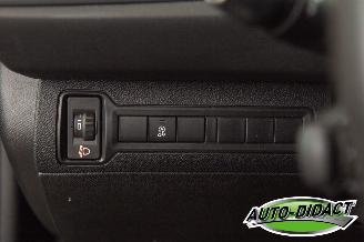 Peugeot 308 SW 1.2 Carpas Clima Navi Camera Style picture 14