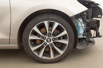 Hyundai I-30 1.4T Fastback 103kw Clima Navi picture 31