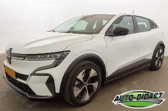 skadebil auto Renault Mégane E-Tech No Active crash mode SOH 95% EV60 Optimum Charge Business Ed. 2024/2
