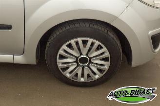 Renault Twingo 1.2 Acces Airco picture 27