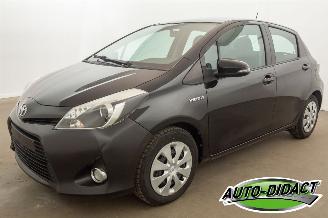 Vaurioauto  passenger cars Toyota Yaris 1.5 Hybrid Automaat Clima Camera Comfort 2012/9