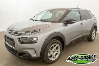 krockskadad bil auto Citroën C4 cactus 1.2 - 96006 KM - Navi - Camera 2019/2
