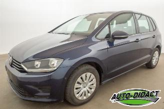 uszkodzony samochody osobowe Volkswagen Golf Sportsvan 1.6 TDI - Airco - Navi - 136.699 km - Trendline 2015/8