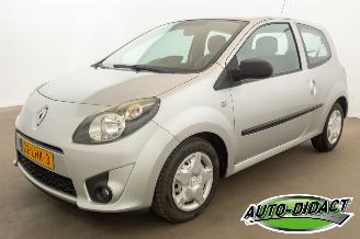 škoda osobní automobily Renault Twingo 1.2-16V Airco Authentique 2010/5