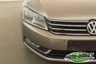 Volkswagen Passat 1.6 TDI Navi Clima Comfortline picture 34