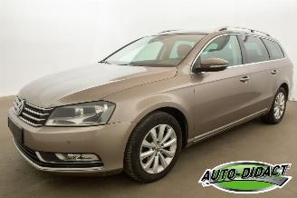 Vaurioauto  passenger cars Volkswagen Passat 1.6 TDI Navi Clima Comfortline 2012/2
