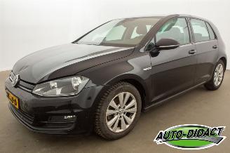 Coche accidentado Volkswagen Golf 1.0 TSI Navi Clima Comfortline 2017/4