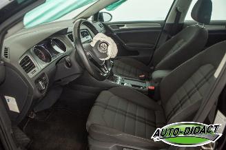 Volkswagen Golf 1.0 TSI Navi Clima Comfortline picture 25