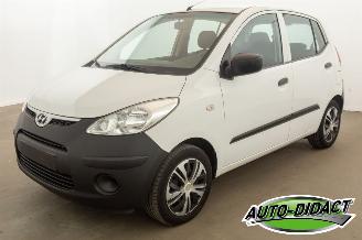 damaged passenger cars Hyundai I-10 1.1 49kW Automaat Comfort 2010/9