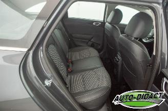 Kia Ceed 1.0 88kW 46.134 km Navi Clima Camera picture 23