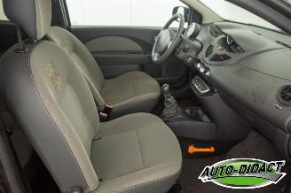 Renault Twingo 1.2-16V Airco Collection picture 16