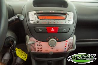 Peugeot 107 1.0-12V Airco Sublime picture 9