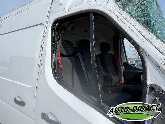 Renault Master T35 2.3 dCi 135 L3H2 Work Edition Motorschade picture 31