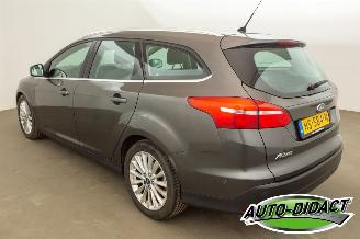 Ford Focus 1.0 92 kw VERBRUIKT KOELVLOEISTOF Navi Clima Titanium Edition picture 3