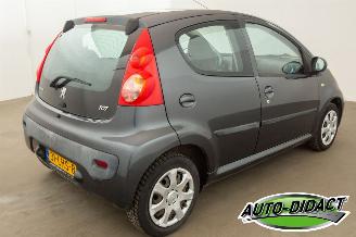 Peugeot 107 1.0-12V Airco 55.199 km NAP Urban Move picture 4