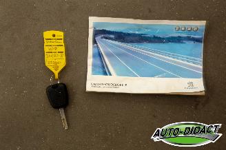 Peugeot 107 1.0-12V Airco 55.199 km NAP Urban Move picture 23