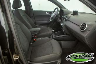 Audi A1 1.0 TFSI 70kW Navi Airco picture 21