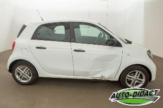 Smart Forfour EQ 18 kWh Automaat Clima Essential picture 37