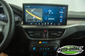 Ford Focus 1.0 EcoBoost Hybrid Navi Airco Titanium picture 12