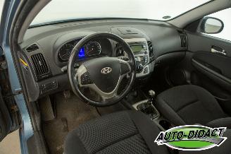 Hyundai I-30 1.6i Clima Dynamic Business picture 21