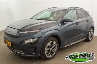 uszkodzony samochody osobowe Hyundai Kona EV 64 kWh 43.327 km NAP Fashion 2024/2