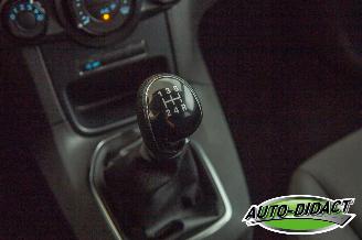 Ford Fiesta 1.0 65kP 111.342 km Airco Navi White Edition picture 11