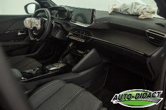 Peugeot 208 1.2 Hybrid Automaat 13.513 km NAP Navi Camera 110 e-DCS6 GT picture 17