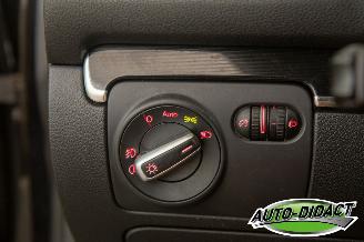 Volkswagen Golf 1.4 TSI Automaat Clima Leder Highline picture 15
