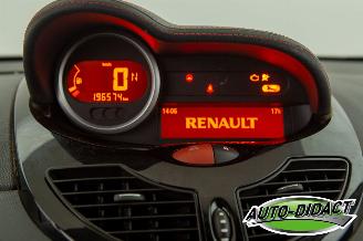 Renault Twingo 1.2 16V Automaat Airco Dynamique picture 6
